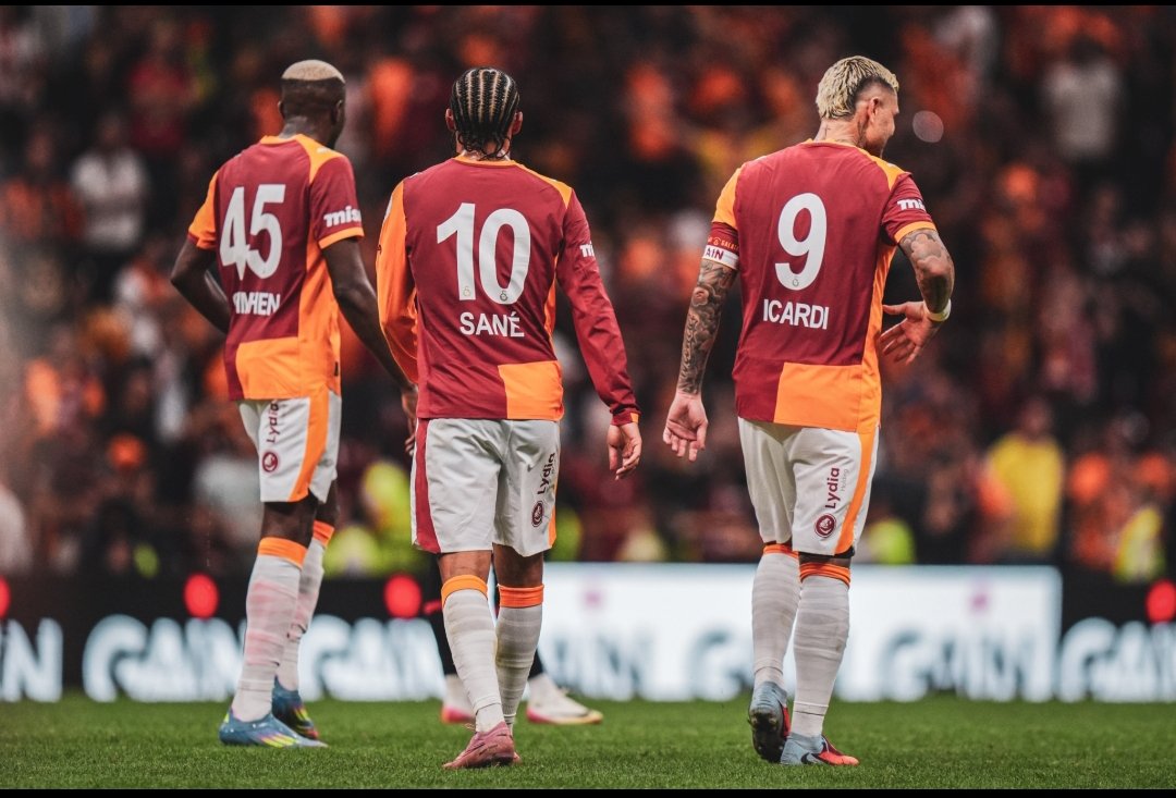 CANPOLATGSGS's tweet photo. Tehlikenin farkında mısınız?😉
#GalatasaraySK 
#Osimhen 
#SANE 
#Icardi 
🦁 https://t.co/hfJyYmp5DI