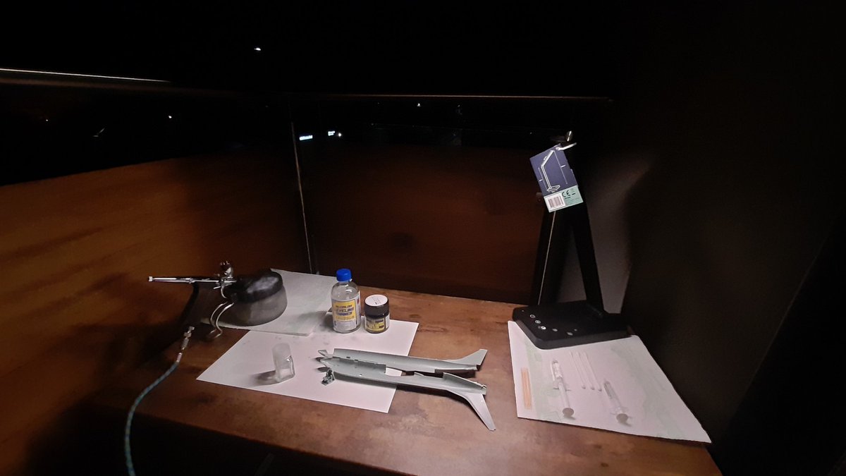 PanzerPawel's tweet image. Nocne zabawy z podkładem - na balkonie, aby nie nasmrodzić przed snem 😀

P-8A Poseidon 1/144

#ttmodelarze #modelarstwo #plasticmodelkit