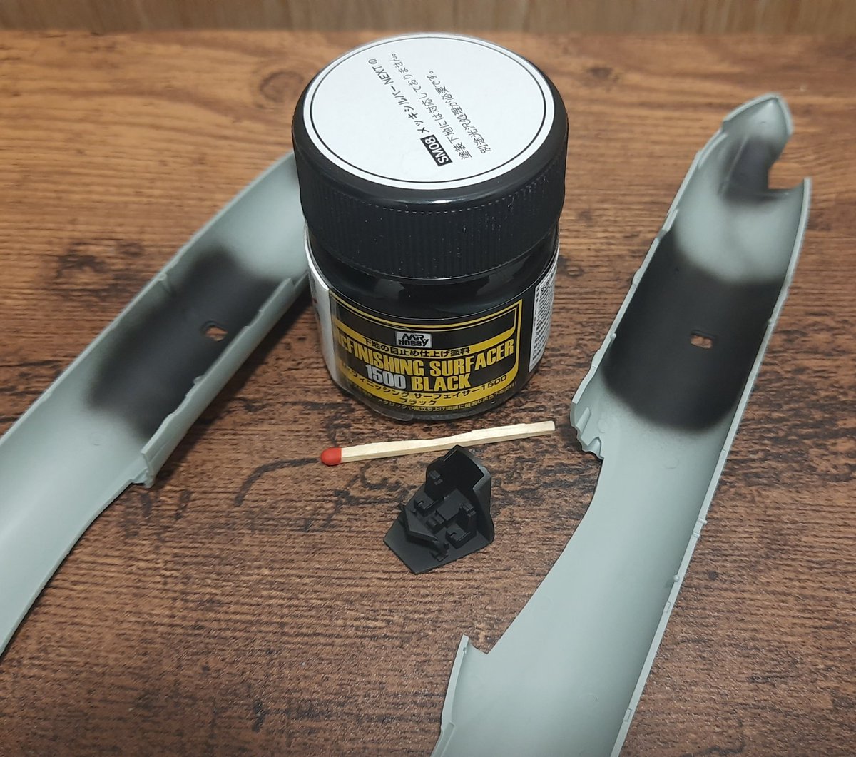 PanzerPawel's tweet image. Nocne zabawy z podkładem - na balkonie, aby nie nasmrodzić przed snem 😀

P-8A Poseidon 1/144

#ttmodelarze #modelarstwo #plasticmodelkit