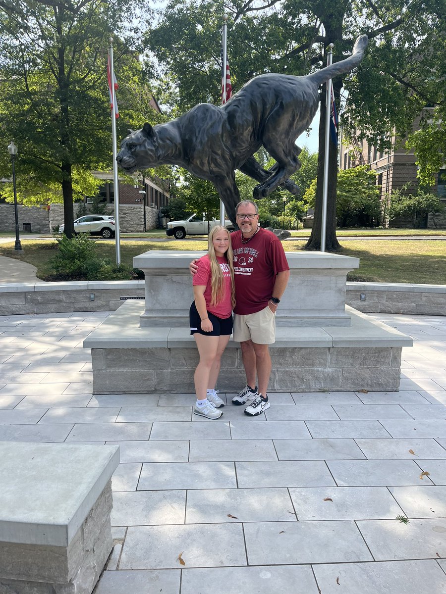 Bella Persinger tweet media