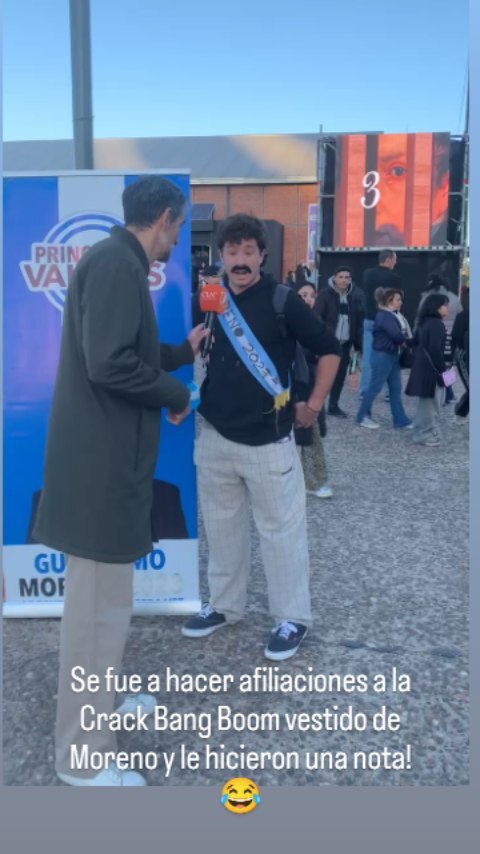 roblesgabriel27's tweet photo. Se fue a hacer afiliaciones a la Crack Bang Boom vestido de Moreno y le hicieron una nota! 😂

@juventudpyvrosario https://t.co/IQaciTPE76 https://t.co/gawl2xUX6w