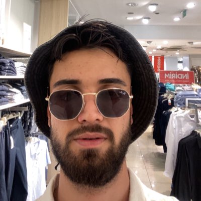 ozcandere1's tweet photo. #YeniProfilResmi https://t.co/FPai9Ns8Al