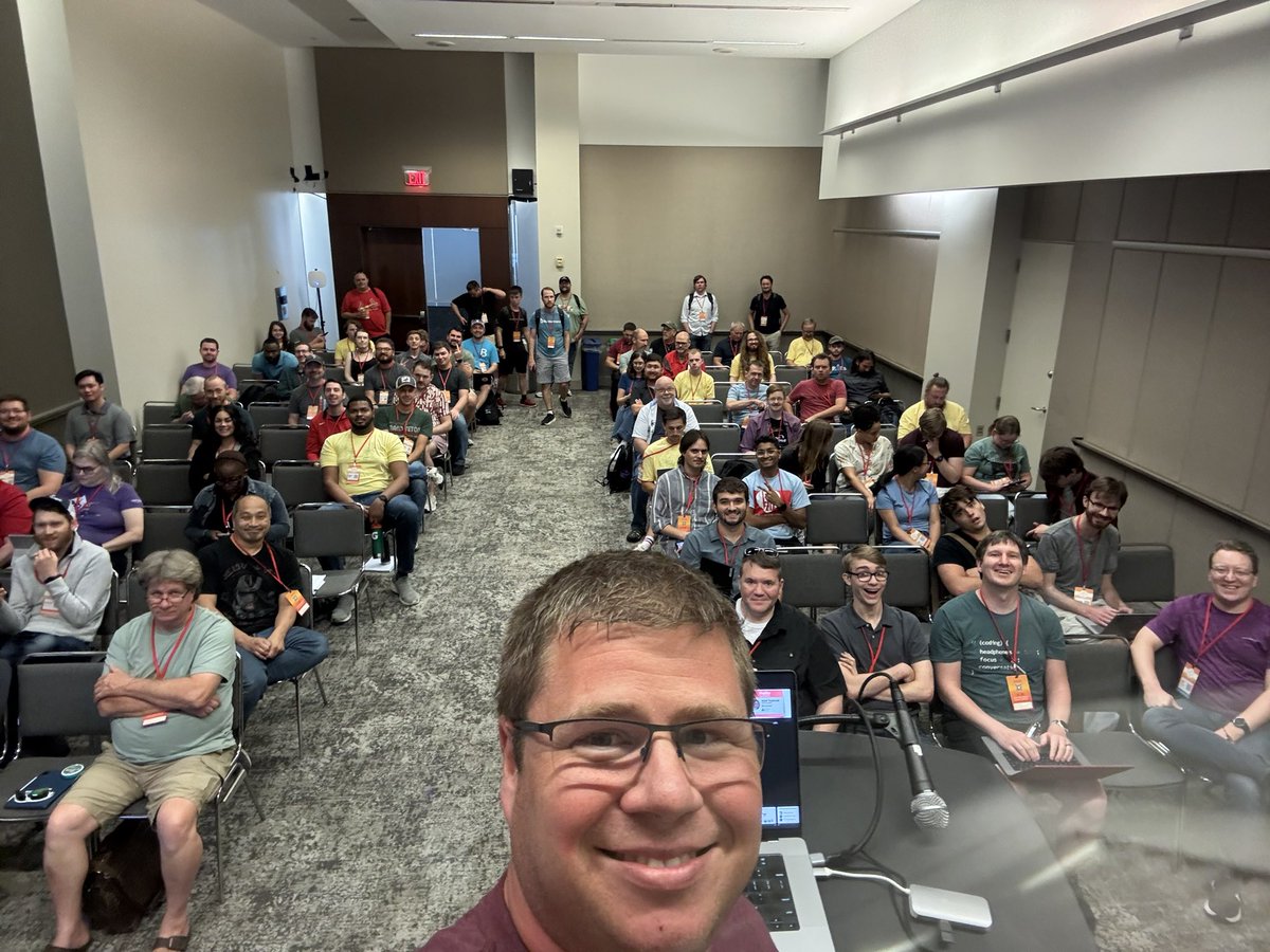 MarkTinderholt's tweet image. Look at all these Minecraft Terraformers!!! 😁🙌🙌 #kcdc #kcdc2025