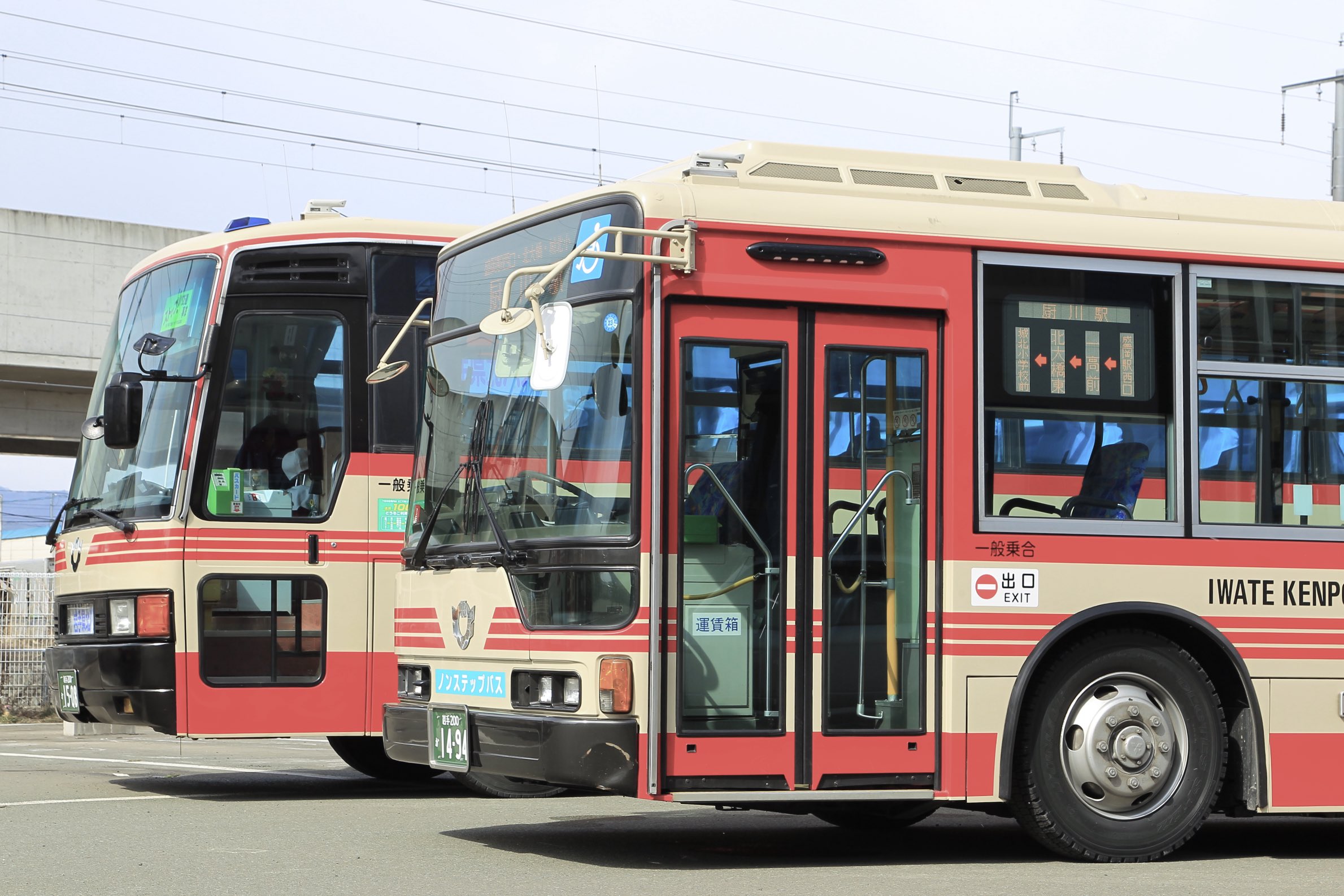 新品 未開封 東急バス 東急バス アド・ウイング NI323号車 東急バス 1/80サイズ模型（NI323号車） - 東急ふるさとパレット