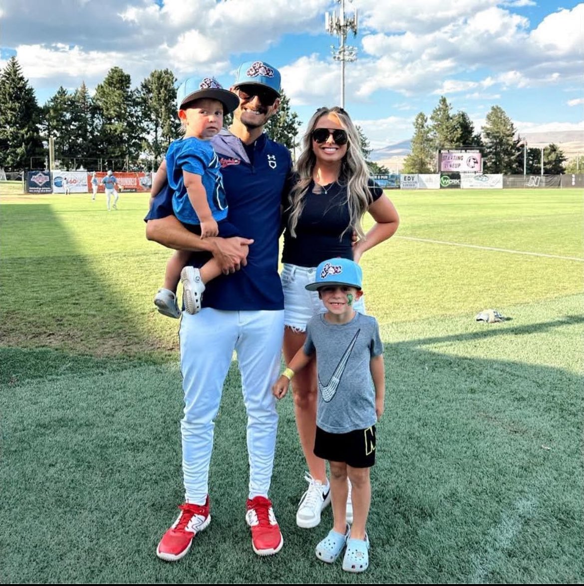 Mitchell Darlington tweet media