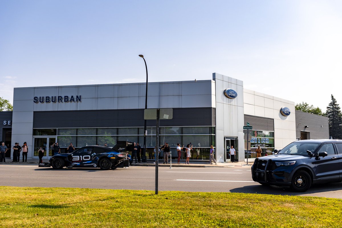 Suburban Ford tweet media