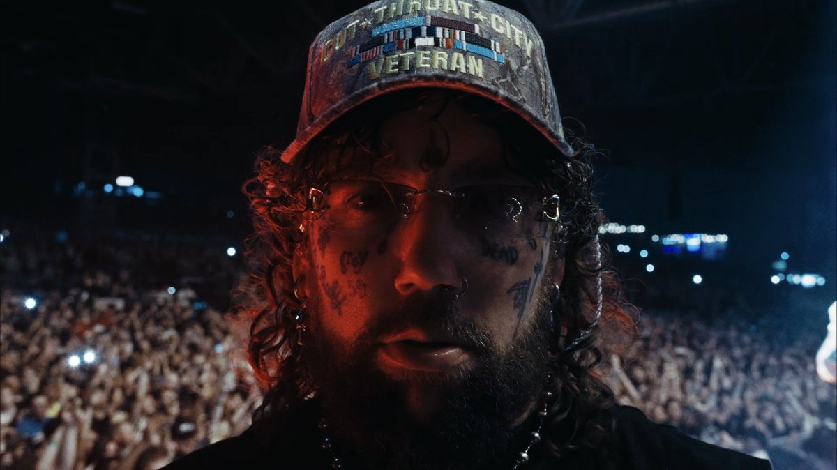 whiskeyaston's tweet photo. Scrim looks so fucking good bruh 😭 https://t.co/w8WTLFfkiI
