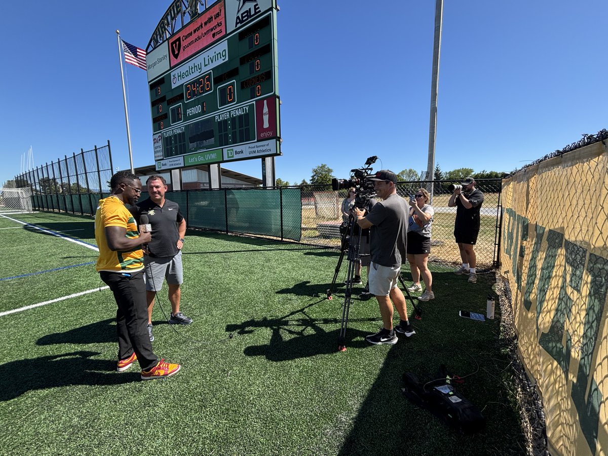 Nich Hall tweet media