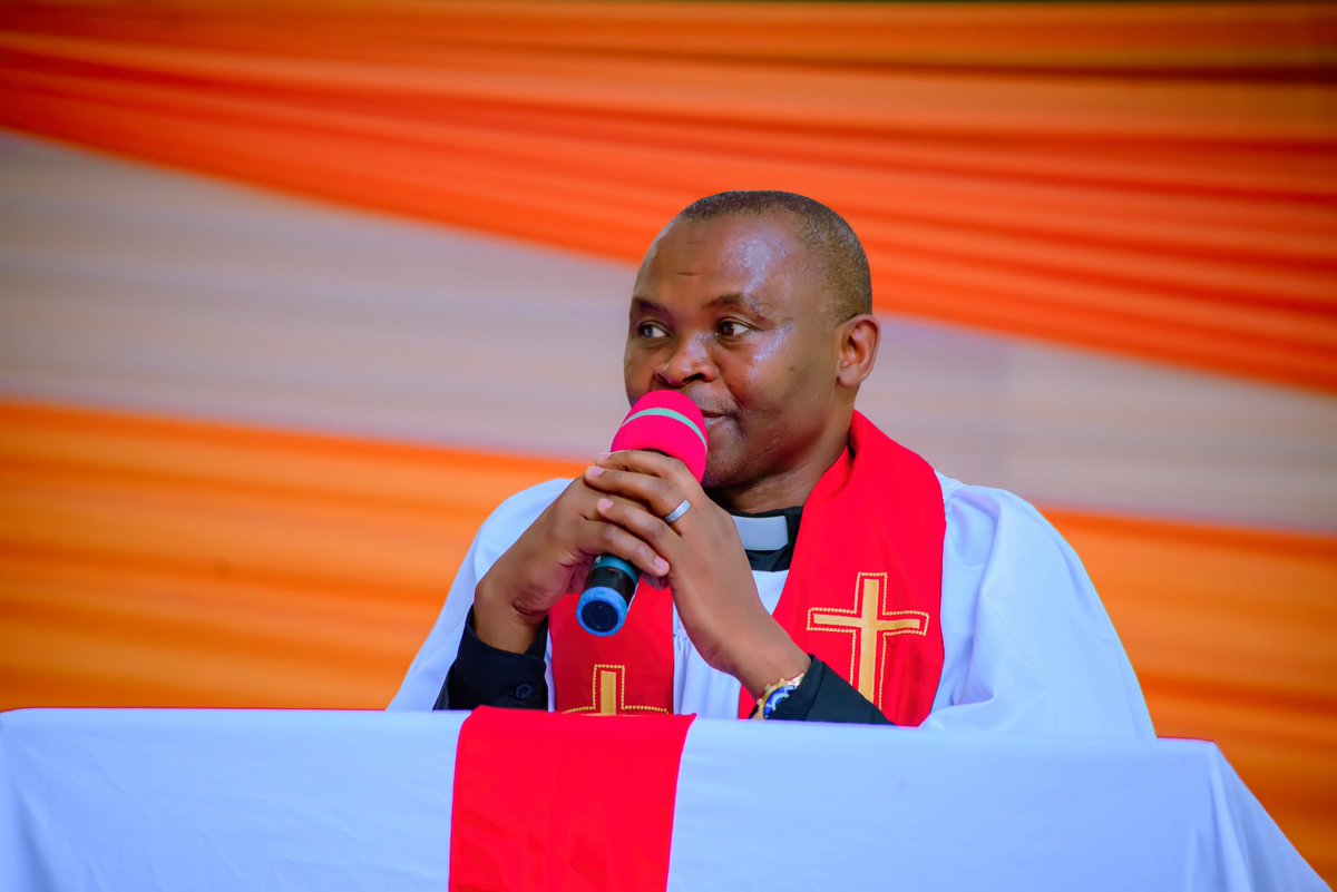 Kuri uyu wa Gatanu tariki 15/8/2025,Umwepisikopi wa EAR Butare, Musenyeri <a href="/CNshimyimana/">Christophe Nshimyimana</a> yagiriye uruzinduko mu bucidikoni bwa Nyanza hanakomezwa abakristo 100 baturutse mu maparuwasi agize ubu Bucidikoni.
Ubu bucidikoni bufite ikicaro mu murenge wa Busasamana mu karere ka Nyanza.