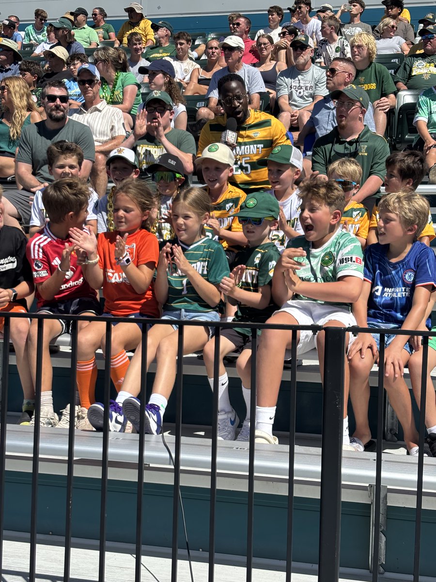 Nich Hall tweet media