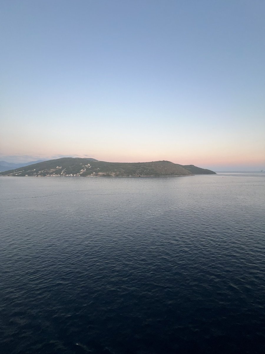 fire1upp's tweet image. 