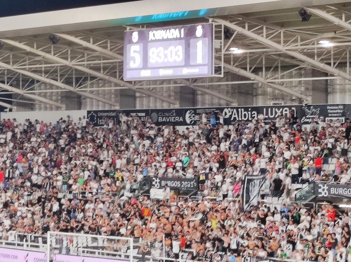 La vamos a liar...#LaVamosALiar <a href="/Burgos_CF/">Burgos Club de Fútbol</a> .... Ilusión sí o sí! 🤍🖤