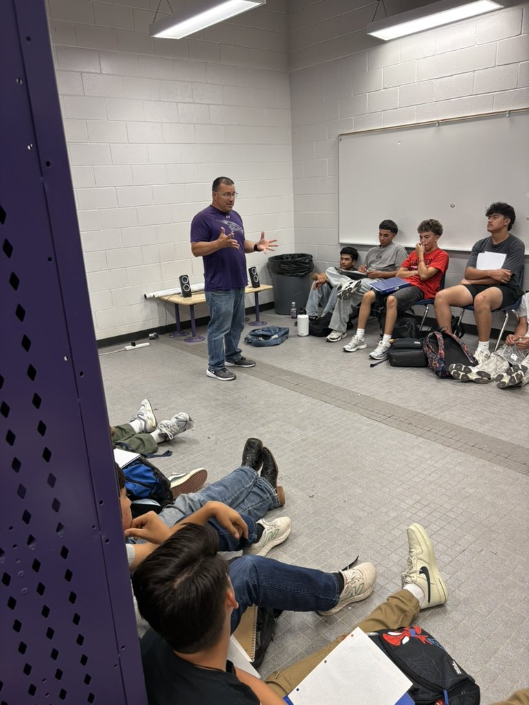 Josue Nuñez (@jnunez_24) on Twitter photo Friday 2Word and the Texas Way when feeling frustrated and overwhelmed make sure to take 5 and have self control! <a href="/EHS_FalconBSBL/">Eastlake Baseball</a> Friday 2Word and the Texas Way when feeling frustrated and overwhelmed make sure to take 5 and have self control! <a href="/EHS_FalconBSBL/">Eastlake Baseball</a>