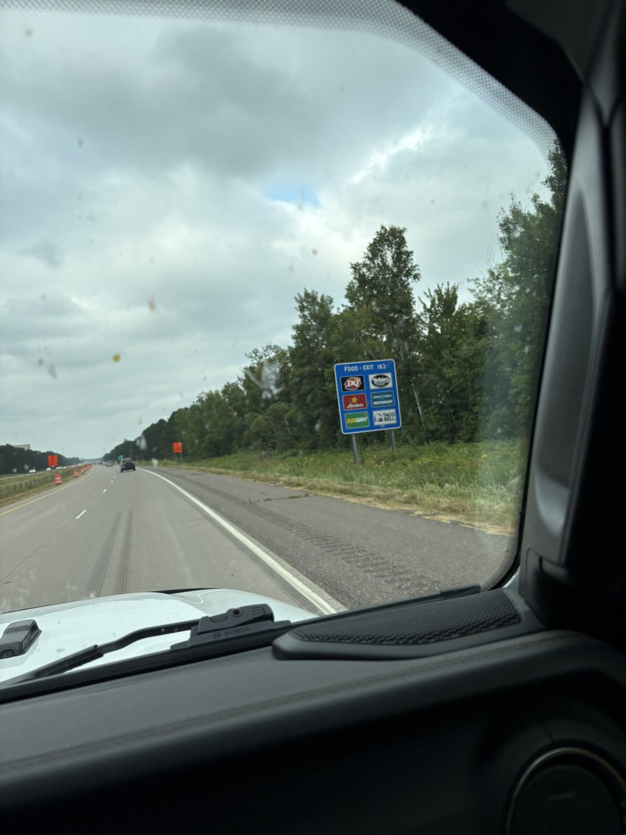 presmelb's tweet image. Is it criminal if you don’t stop at Tobie’s on your way up to Duluth?

#MN08 @PeteStauber 🇺🇸