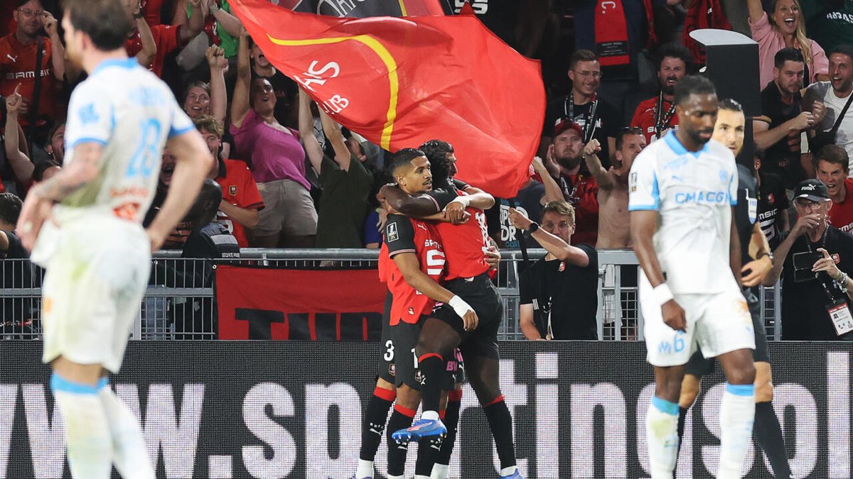 Ligue 1: l'Olympique de Marseille se fait surprendre par un Rennes à dix rfi.my/BvXO.x