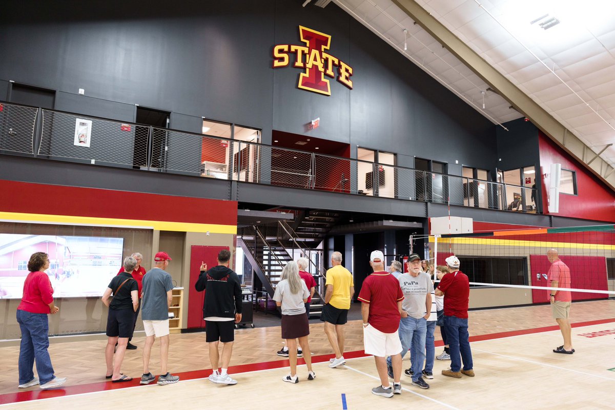 Iowa State Volleyball tweet media