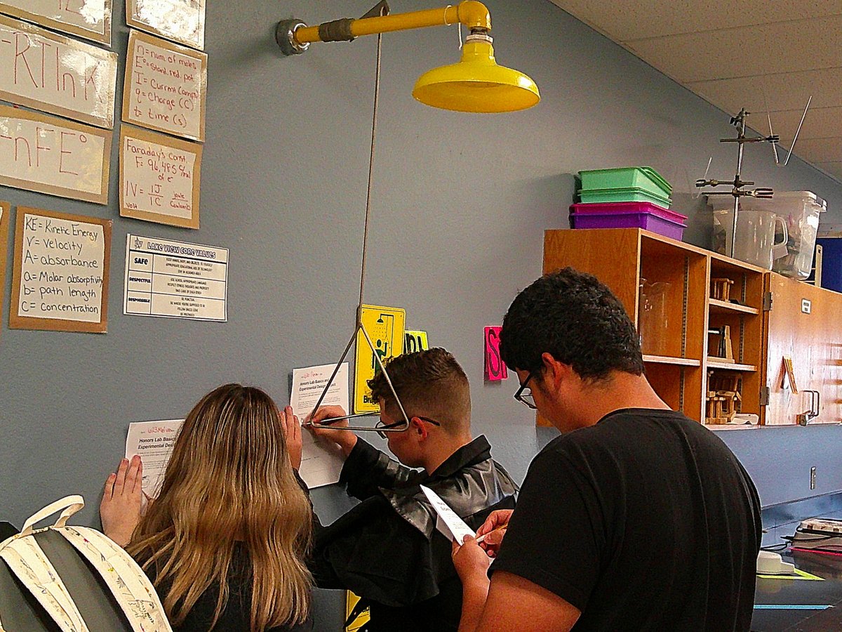 RBrewster14's tweet photo. Chemistry and Honors continuing to learn about the classroom and general lab safety.  No need to sit and get more than we have to in class.  #ChemistryLearningVictories https://t.co/QdnozZKcS4