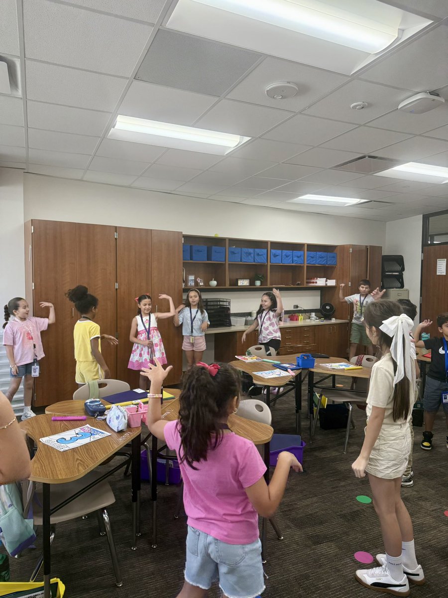 Mariana Posadas tweet media