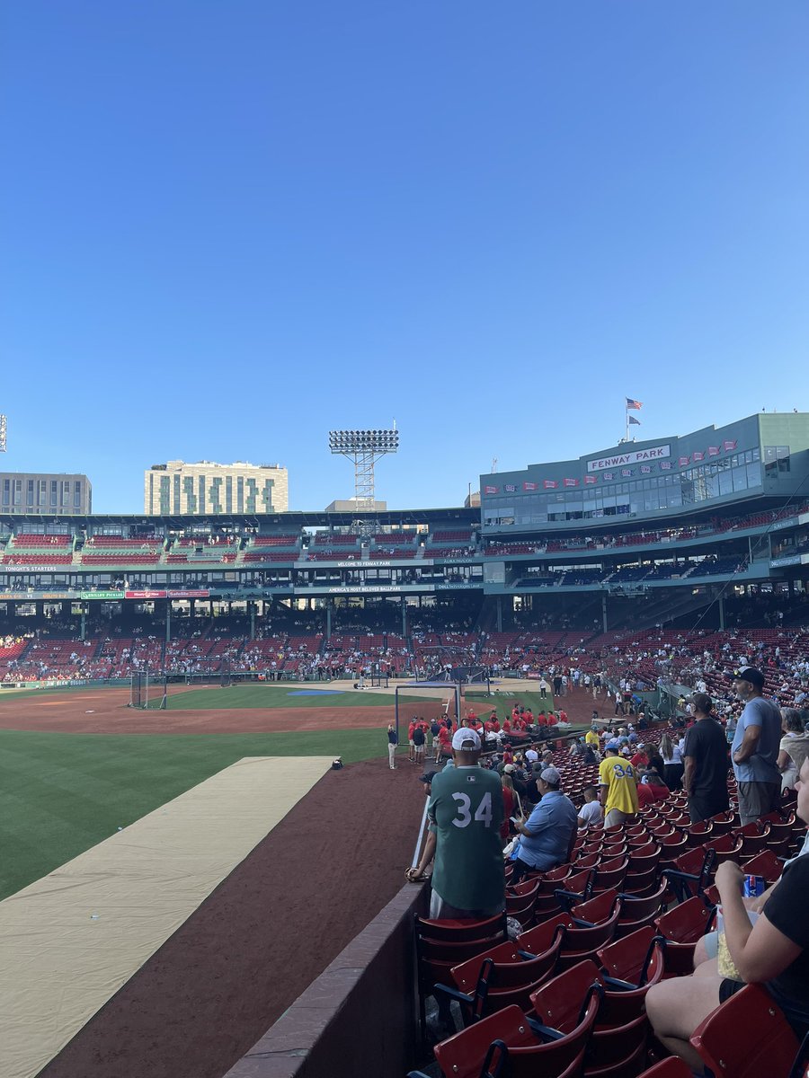 Jameslangann's tweet image. FENWAY PARK I AM INSIDE YOU @KutterIsKing