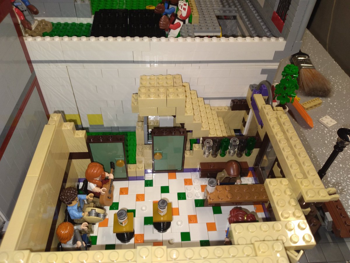 Nothing27214719's tweet photo. My next project is the Cafe corner modular build. However, I'm turning it into an Irish pub, complete with trad musicians and mounted liquor bottles. I'm also adding a bathroom... https://t.co/72demSH7HQ