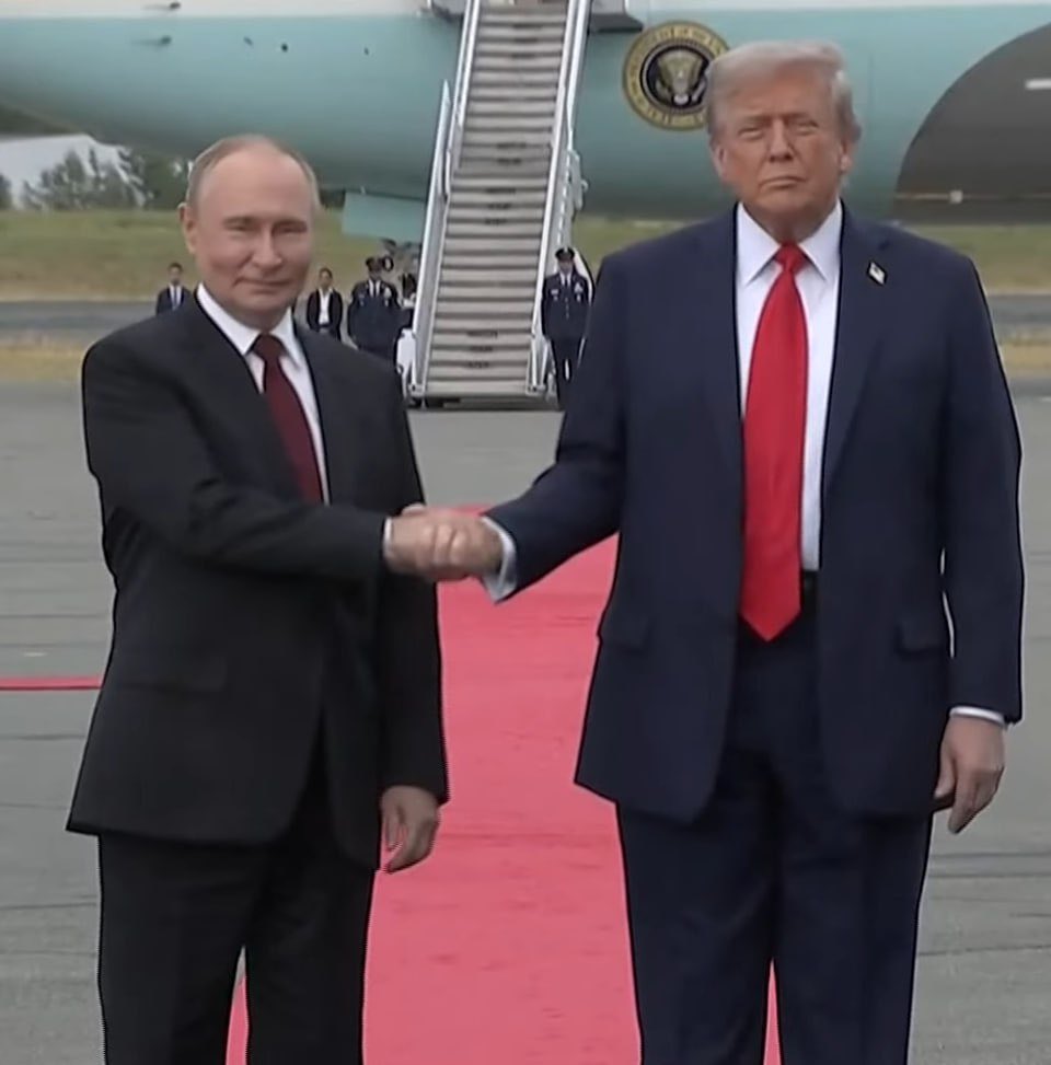 wind4me's tweet image. #Murderer meets #PEDOPHILE