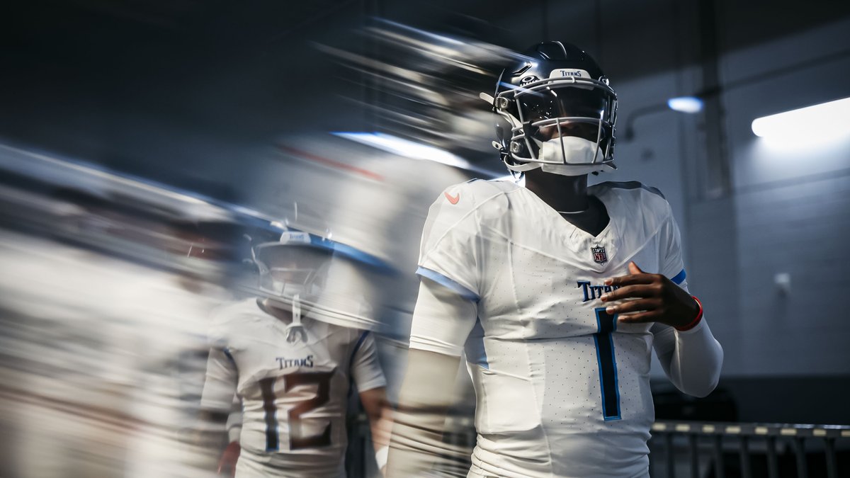 Titans's tweet photo. 🌫️🌫️🌫️ https://t.co/8gv8n6lfDz