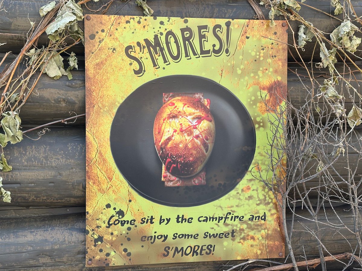 insideuniversal's tweet photo. Jason Universe Barbecue will be featured in the Lower Lot during Halloween Horror Nights, and, rightfully, serve S’mores. @HorrorNights #UniversalHHN https://t.co/BCCXzT1dT9