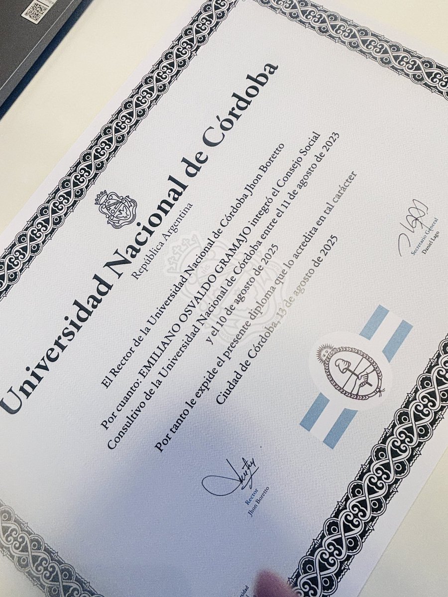 𝐂𝐞𝐫𝐫𝐚𝐦𝐨𝐬 𝐮𝐧 𝐜𝐢𝐜𝐥𝐨 𝐲 𝐫𝐞𝐧𝐨𝐯𝐚𝐦𝐨𝐬 𝐞𝐥 𝐜𝐨𝐦𝐩𝐫𝐨𝐦𝐢𝐬𝐨

📌El pasado miércoles 13 de agosto, en la Universidad Nacional de Córdoba, se llevó a cabo el acto de renovación de autoridades del Consejo Social Consultivo (CSC).

🙌Tuve el honor de concluir mi