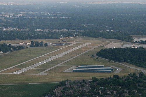 I’m beginning my arrival thank you Lord God landing here at the airport in Tulsa, Oklahoma.🛬😎🛩️👨‍✈️✈️