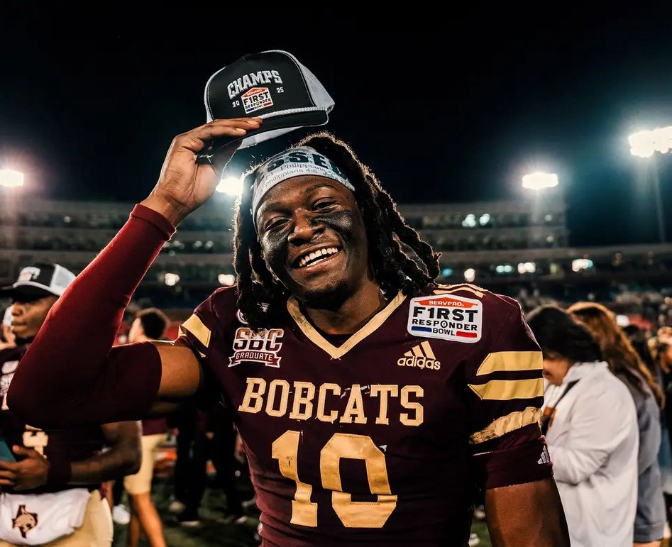 After a great conversation with the coaching staff, I’m blessed to receive an offer from Texas State University!! #EatEmUp <a href="/Coach_JCrouch/">Jacob Crouch</a> <a href="/CoachDexG4WYW/">Dexter Mccoil Sr.</a> <a href="/TrustMyEyesO/">⭕️FFERTUNITY</a> 

<a href="/Ogthetruth/">Coach OG</a> <a href="/coachTcsm/">Tim Tulloch Sr.</a> <a href="/Coach_Sekona/">Coach Sekona</a> <a href="/coach_schrider/">Ben Hawk Schrider</a> <a href="/BrandonHuffman/">Brandon Huffman</a> <a href="/JUCOFFrenzy/">JUCO Football Frenzy</a> <a href="/JuCoFootballACE/">JuCo Football Forer</a> #csmisdbu