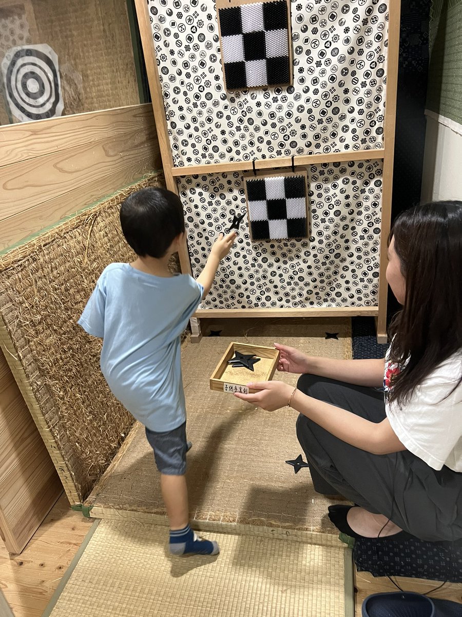 saharaK87's tweet photo. 石川県へ久々の旅行
子ども達は初めての体験ばっかりで楽しそうで良かった👍
忍者武器ミュージアムで甲冑の前で写真撮った時に末っ子ビビりまくって大変やった💦💦
#忍者武器ミュージアム
#石川県
#金沢市 https://t.co/VwJXiOGk23