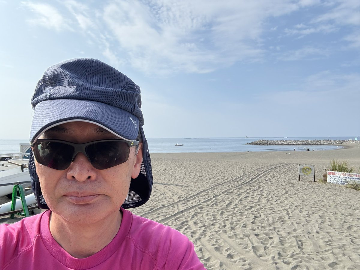 brooke253_n's tweet photo. 今日は波がないねー https://t.co/E4XYyIV3vP
