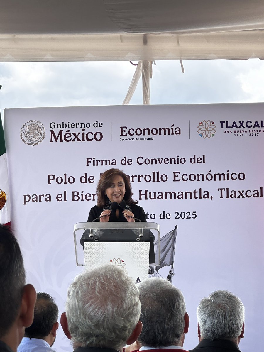 El talento humano profesionalizado es parte clave del éxito de los #polosdedesarrolloeconomico del #PlanMexico 

El #ClústerdeEducaciónyDesarrollodeTalento presente en el análisis e implementación de necesidades a través de las más de 💯 universidades miembro.

#Huamantla