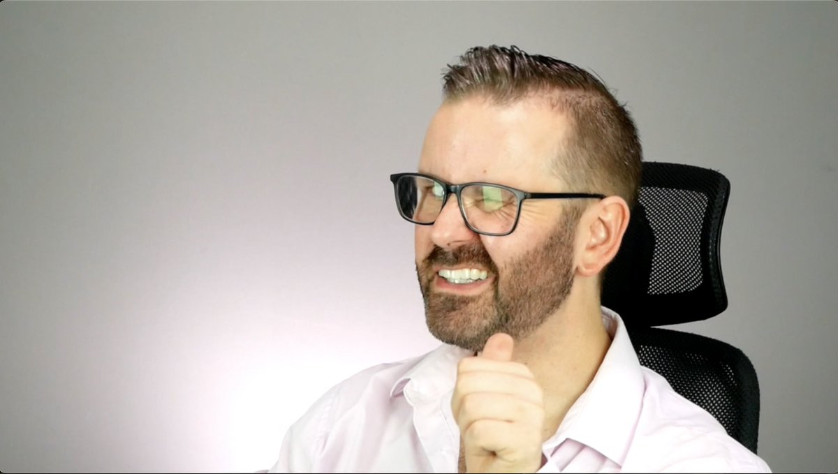 LeePetcher's tweet image. 🎥 Self-Tape 9 🎞️

Who’s got an opposable thumb &amp;amp; just recorded/ edited a self-tape at almost midnight?

This guy!

I am so grateful to my agent @LucyRichAgent at @AtiusManagement for all her hard work.

🤞🏻 

#actor #audition #selftape #selftapeaudition #northernactor