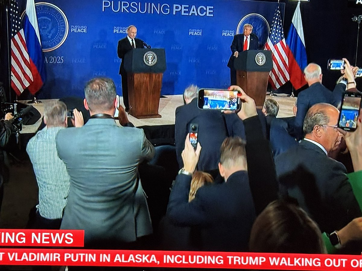 Putin is bombing Ukraine while accusing Ukraine and Europe of rejecting peace #Alaska #AlaskaSummit