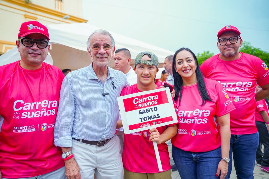 KarinaLlanosT's tweet photo. Hoy en Sabanalarga vivimos la Carrera de los Sueños, un recorrido simbólico e inclusivo que reunió a más de 450 personas con discapacidad y sus cuidadores. Más que una meta deportiva, fue un espacio para la alegría, la salud y la eliminación de barreras.

Desde la @Gobatlantico y la Gerencia de Capital Social, a través de #AtlánticoSinBarreras, seguimos impulsando proyectos que garantizan derechos, promueven la inclusión productiva, la alfabetización digital, la salud emocional en los 22 municipios del Atlántico.
