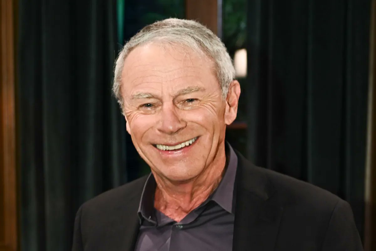 Variety's tweet photo. Tristan Rogers, who starred as Robert Scorpio on “General Hospital,” has died of lung cancer.  He was 79.

https://t.co/rXvqYuaVqa https://t.co/bX9X5MdSHK