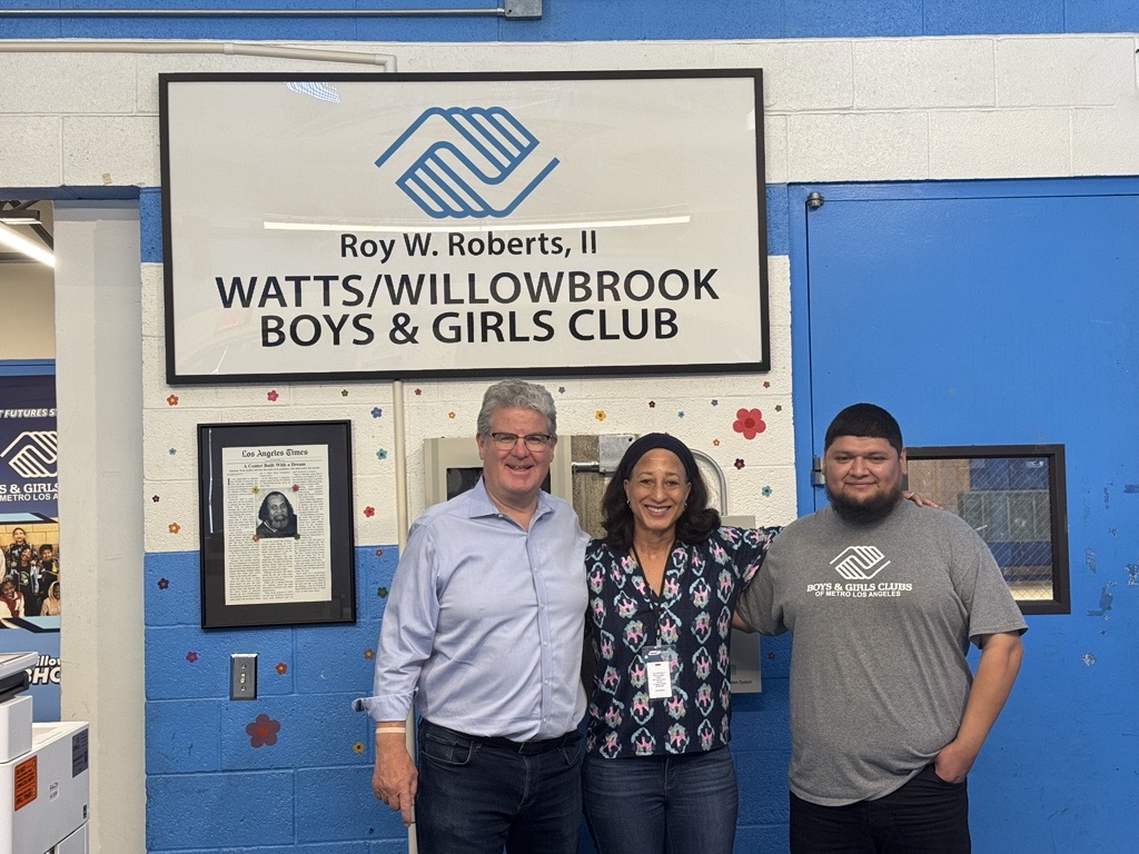 Boys & Girls Clubs of Metro Los Angeles (@bgcmla) on Twitter photo Afterschool programs = life-changing impact. ๐
Grateful <a href="/McOsker4LA/">Tim McOsker</a> joined us at the Watts/Willowbrook Boys & Girls Club to see our youthโs creativity in action! You're always welcome back! Afterschool programs = life-changing impact. ๐
Grateful <a href="/McOsker4LA/">Tim McOsker</a> joined us at the Watts/Willowbrook Boys & Girls Club to see our youthโs creativity in action! You're always welcome back!