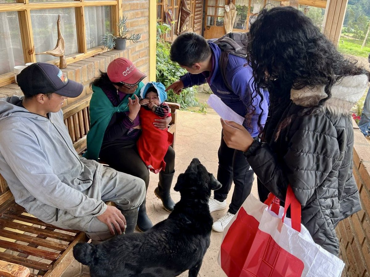 Ecuador Crece Sin Desnutrición Infantil 🇪🇨 (@infanciaec) on Twitter photo 📍#Cañar | ¡Llegamos al cantón Déleg!
Junto a <a href="/InclusionEc/">Inclusión Ecuador 🇪🇨</a> y <a href="/Salud_Ec/">Ministerio de Salud Pública 🇪🇨</a> acercamos los servicios del Gobierno Nacional a familias de la comunidad.
✅ Controles prenatales y de niño sano. 🩺
✅ Charlas sobre #LactanciaMaterna 🤱
Son acciones para cuidar a #LaNuevaInfancia ✨. 📍#Cañar | ¡Llegamos al cantón Déleg!
Junto a <a href="/InclusionEc/">Inclusión Ecuador 🇪🇨</a> y <a href="/Salud_Ec/">Ministerio de Salud Pública 🇪🇨</a> acercamos los servicios del Gobierno Nacional a familias de la comunidad.
✅ Controles prenatales y de niño sano. 🩺
✅ Charlas sobre #LactanciaMaterna 🤱
Son acciones para cuidar a #LaNuevaInfancia ✨.
