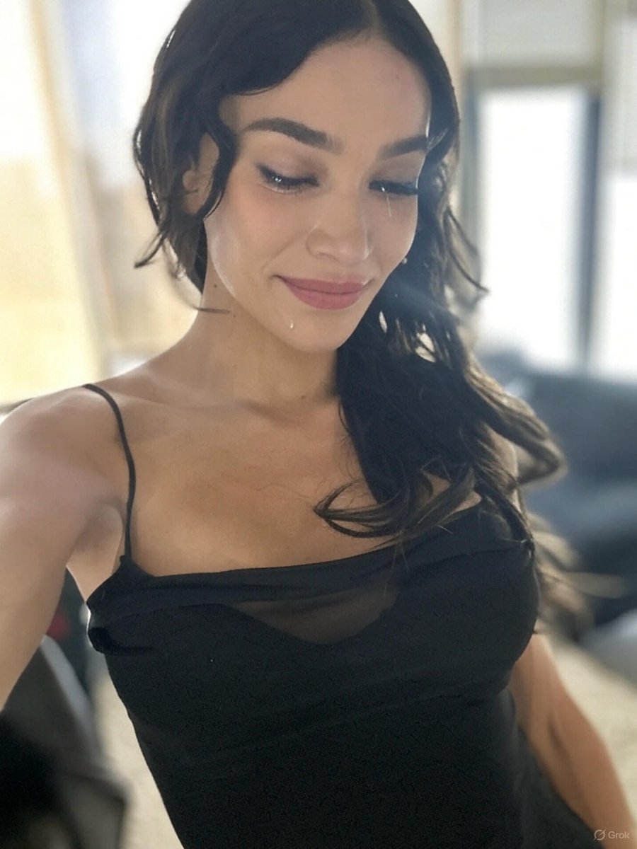 Life is fucking hard 💔😭😭 no one  cares about you  when you need them the most