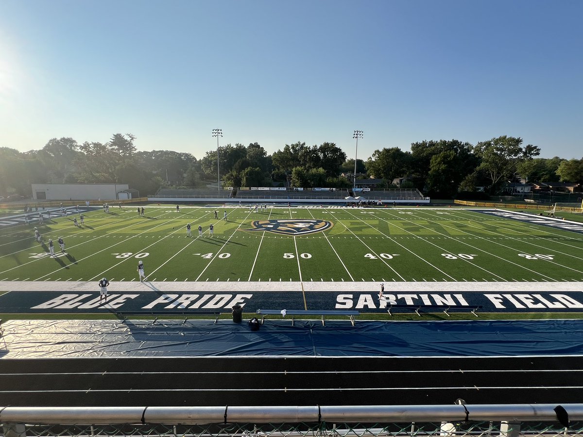 PHSPioneers_FB's tweet photo. It’s a warm one tonight, but our new turf and video board is 🔥 https://t.co/IZi982GhKF