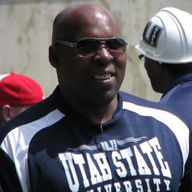 Jets Fans, meet LBs Coach Jermaine Younger!  He brings a wealth of experience to the table.  He &amp; Coach Hassell coached together for Utah Blaze.  He coached for several high schools such as East &amp; Judge Memorial.  Along with having prior JUCO Coaching experience.   
Go Jets! ✈️🏈