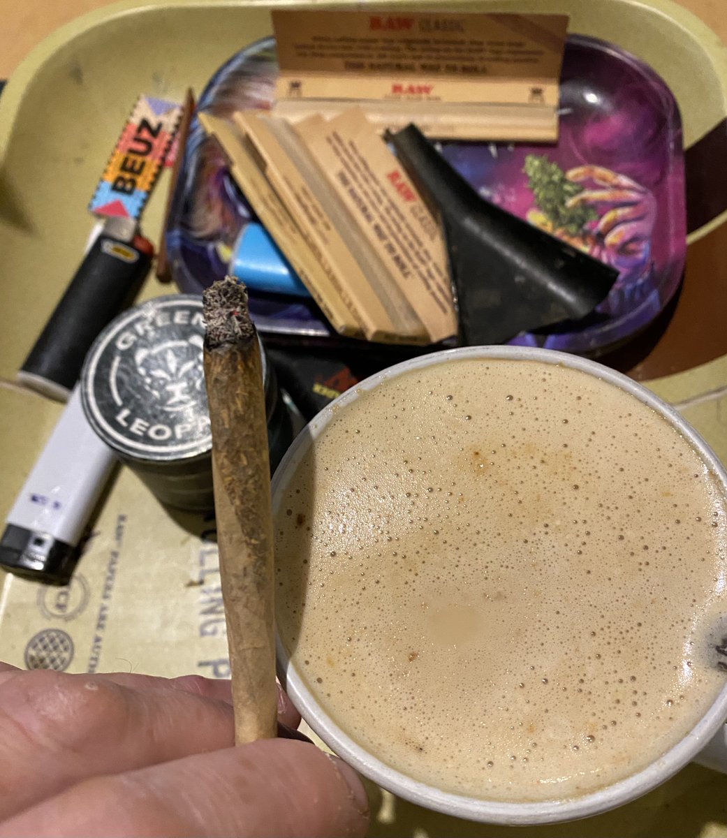 🍀🇮🇪Greengiggles420🇮🇪🍀 (@greengiggles420) on Twitter photo GN X fam from the Emerald Isle whoever you are wherever you are Sweet Dreams 😴 🛌 💤 LGF !!!!!!!!!!! <a href="/WeDaKrew/">Allison & Liz</a> <a href="/LettuceMonsters/">Little Lettuce Monsters</a> <a href="/HippieLifeKrew/">HLK💚</a> #kneecap #Cannabiscommunity #PPP #cannabisculture #@420 #CoffeeTime #LegalizeIt #Growyourown GN X fam from the Emerald Isle whoever you are wherever you are Sweet Dreams 😴 🛌 💤 LGF !!!!!!!!!!! <a href="/WeDaKrew/">Allison & Liz</a> <a href="/LettuceMonsters/">Little Lettuce Monsters</a> <a href="/HippieLifeKrew/">HLK💚</a> #kneecap #Cannabiscommunity #PPP #cannabisculture #@420 #CoffeeTime #LegalizeIt #Growyourown