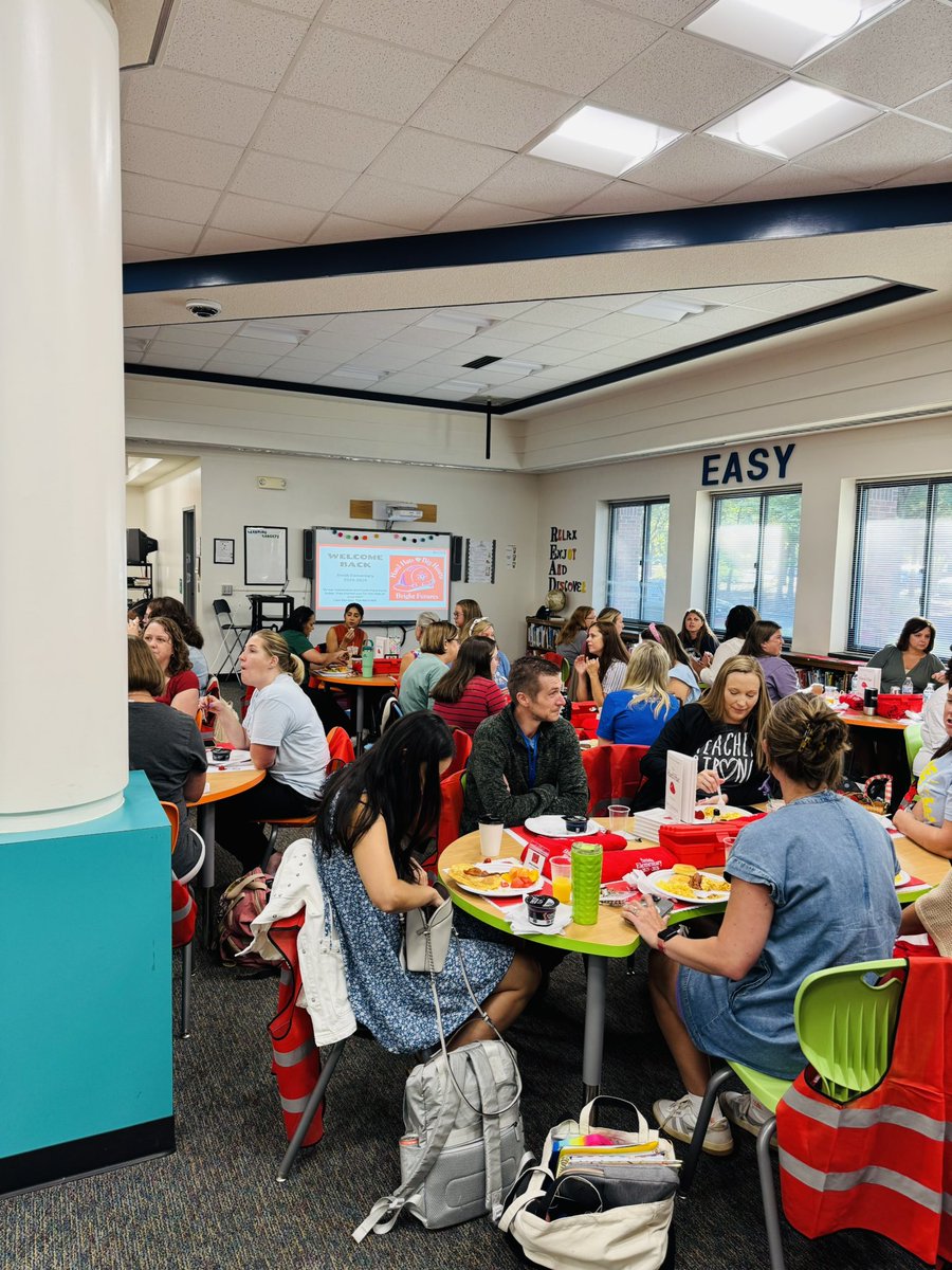 Smith_Seabees's tweet photo. ๐ฆบโค๏ธโจ Hard Hats, Big Hearts, Bright Futures!!
Our staff is ready to build something special this yearโfocused on teamwork, heart, and student success. Huge thanks to our PTO for the breakfast kickoff! ๐ #BetterTogether #smithseabees https://t.co/TlXSnoQRvo