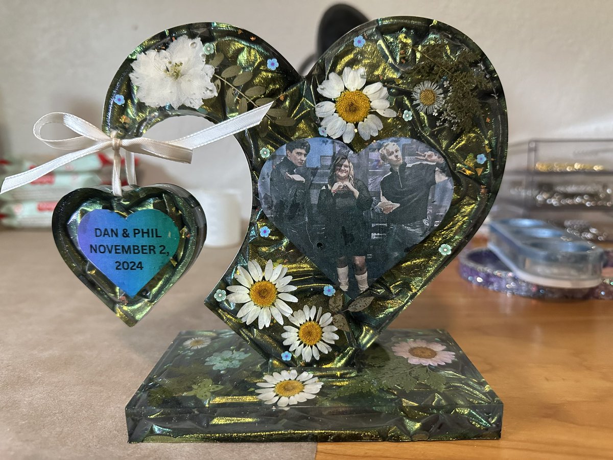 my mom made this for me as a surprise💗💗 it’s my favorite ever and i’ll cherish it forever