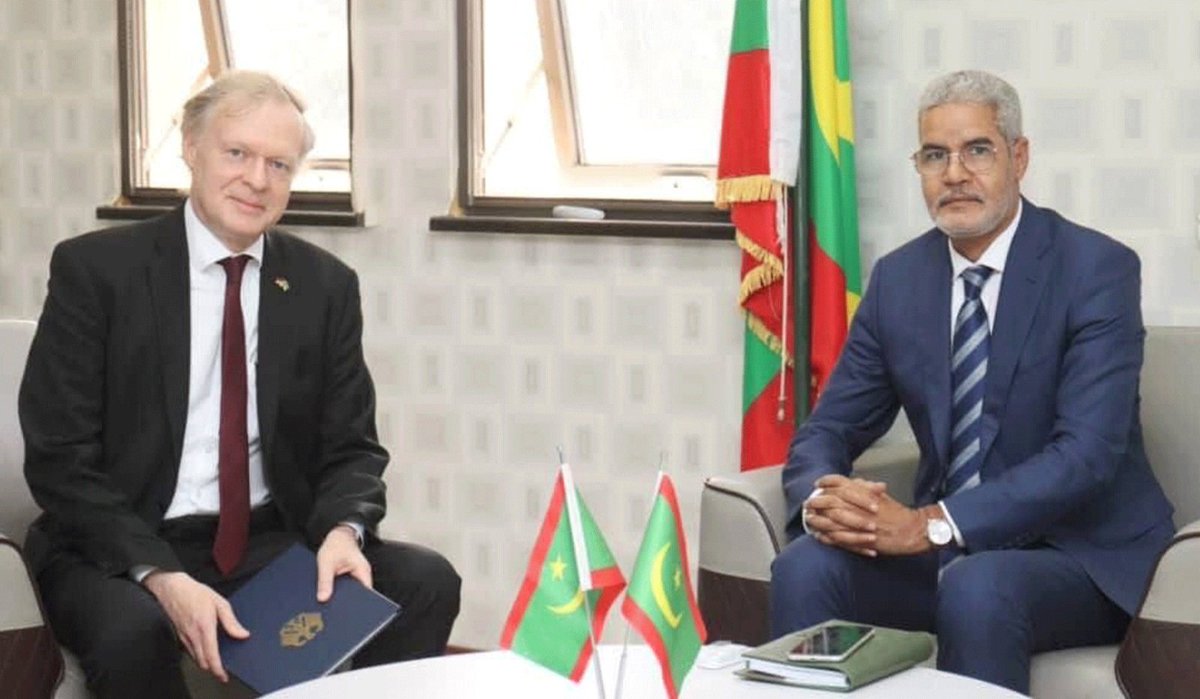 موريتانيا وألمانيا تبحثان تعزيز التعاون الاقتصادي والمالي ودعم المشاريع التنموية ذات الأولوية، في لقاء جمع وزير الاقتصاد والمالية سيد أحمد ولد أبُوه مع السفير الألماني فلوريان رايندل 🇲🇷🇩🇪.