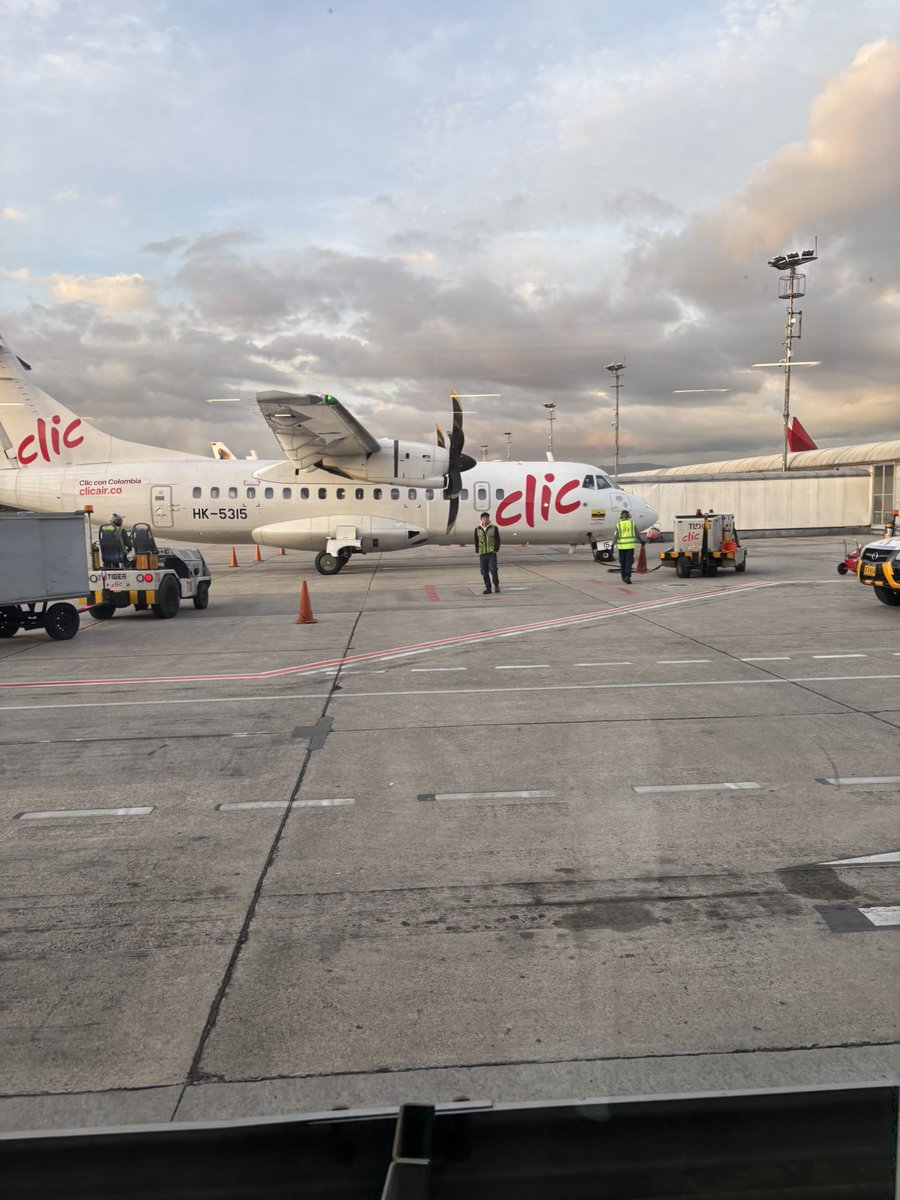 ruedareport's tweet photo. When traveling in #colombia avoid @ClicAir_  . Frequent delays and poor customer service. Got a flight from bogota to cali with them and they said that if the plane “was carrying too much weight” I wouldn’t be allowed on! Got on, but the flight had a 5 hr delay. https://t.co/TI7eyLOjAZ