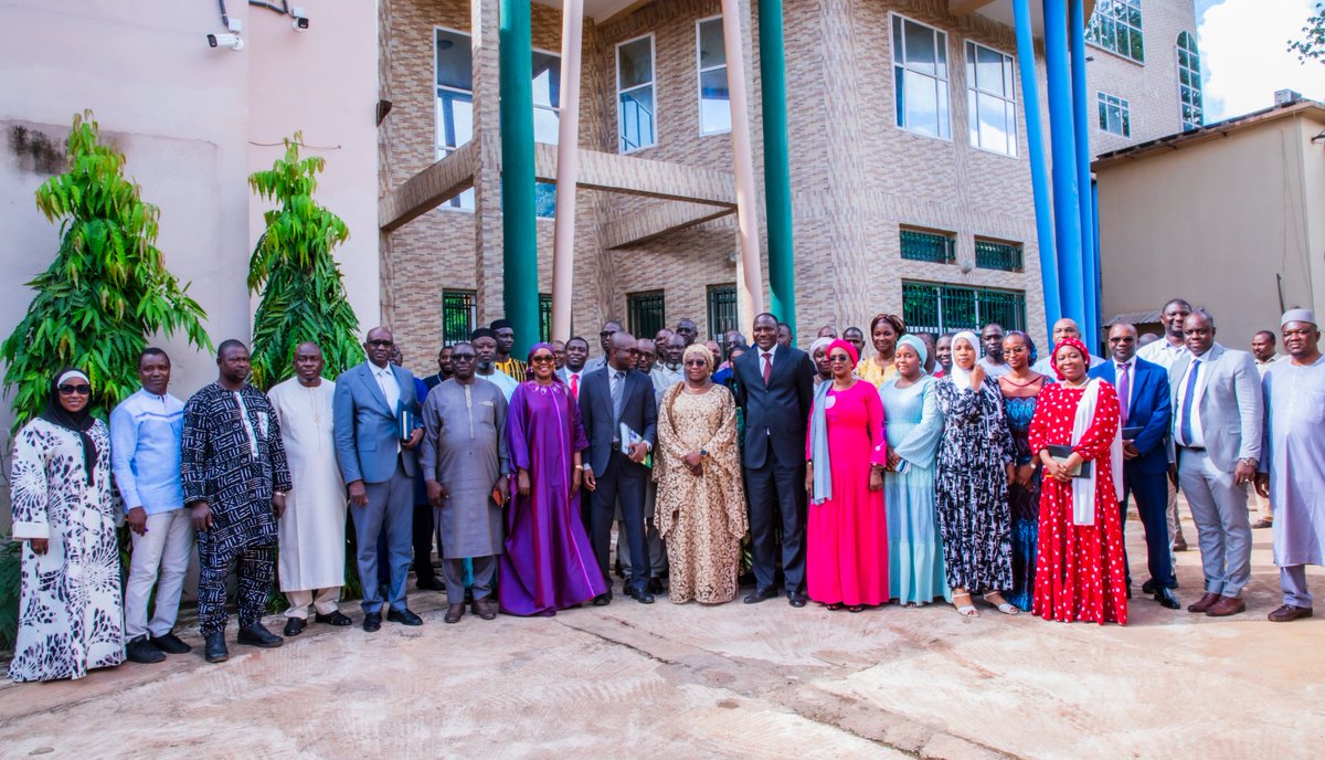 Cette double signature vise à renforcer les capacités nationales afin de saisir les opportunités de financement innovant pour la lutte contre les changements climatiques et à accroître la résilience face à leurs effets néfastes.