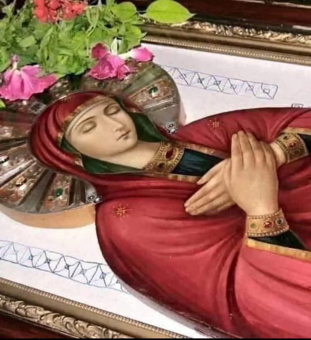 GeadisGeadi's tweet photo. Η Κοίμηση της Θεοτόκου είναι η μεγαλύτερη καλοκαιρινή γιορτή του Χριστιανισμού. Είναι η μέρα που η Παναγία περνά από τη γη στον ουρανό, κοντά στον Υιό της με τρόπο ένδοξο και θαυμαστό. Στέκεται φρουρός στις δύσκολες στιγμές του ελληνισμού, προστάτης του έθνους μας. 

Χρόνια πολλά https://t.co/niD19jfH07