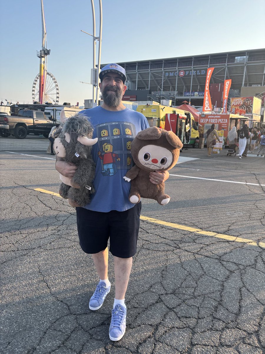 My marriage is safe for another year.#cne#labubu